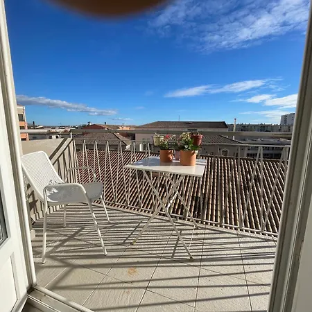 Apartment L Arlier *